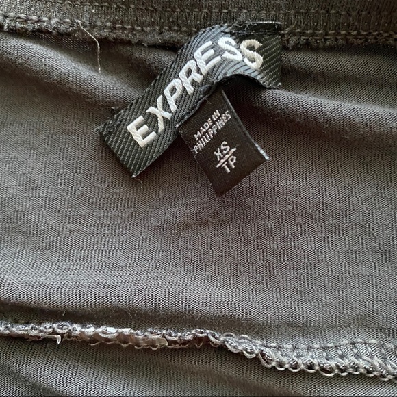 Express cotton Top with ruffled neckline - Picture 7 of 7